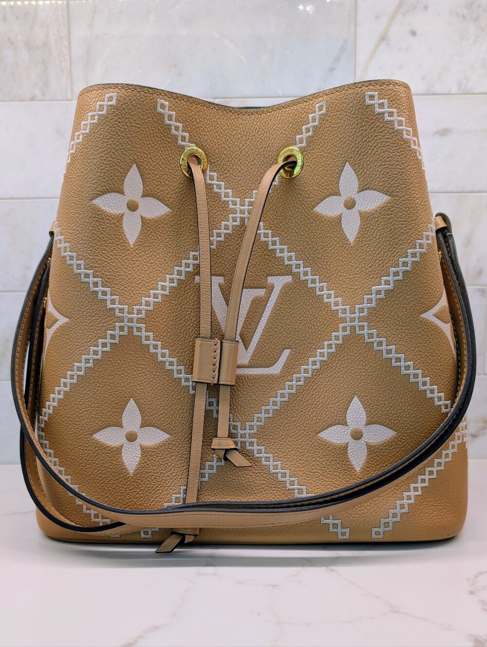 Louis Vuitton Tan NeoNoe Broderie Empriente Monogram Bucket Bag